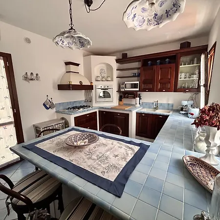 Villa Dimora Il Porto - 7 Posti Letto Torre Lapillo