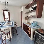 Dimora Il Porto - 7 Posti Letto Вилла Торре-Лапилло