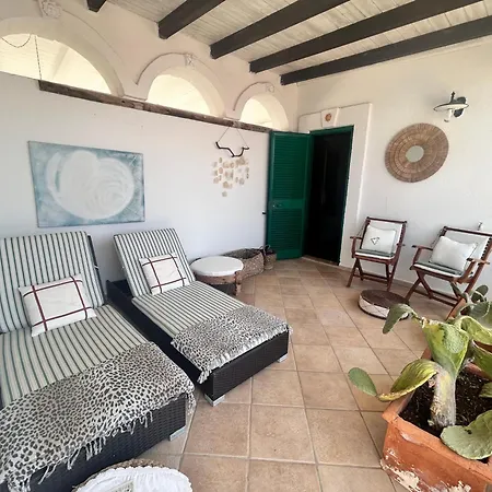 Dimora Il Porto - 7 Posti Letto Villa Torre Lapillo