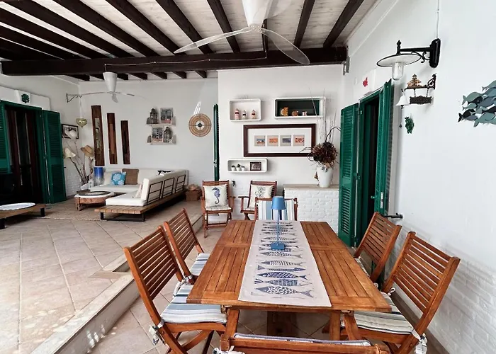 Dimora Il Porto - 7 Posti Letto * Torre Lapillo